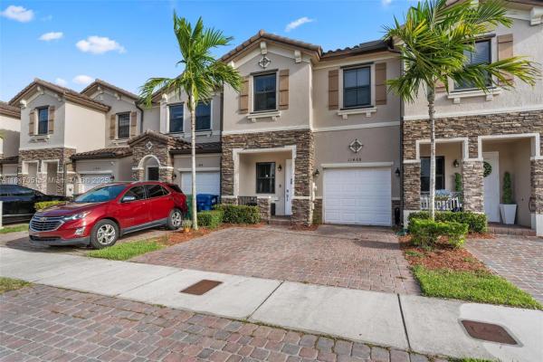 Artesa At Coco Palm Estates, 11468 SW 252nd St, Princeton, Florida 33032, image 2