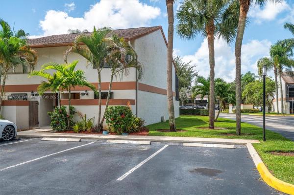 Townhomes At Orange Drive, 4270 SW 70th Ter #4270, Davie, Florida 33314, image 1