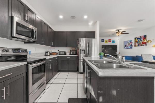 Siena Creek, 12754 SW 230th St, Goulds, Florida 33170, image 2