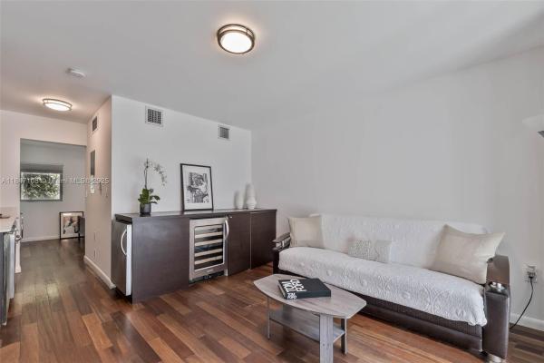 Etruria, 1550 Pennsylvania Ave 123, Miami Beach, Florida 33139, image 1