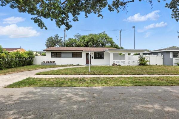 Boulevard Heights, 6424 Pierce St, Hollywood, Florida 33024, image 3