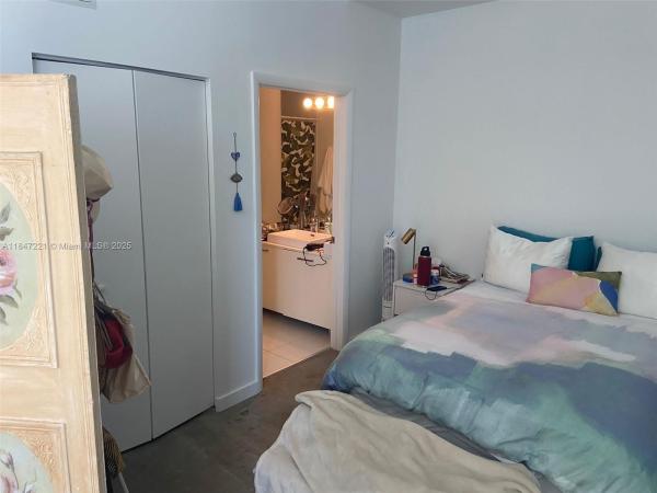 Centro, 151 SE 1st St #PH05, Miami, Florida 33131, image 1