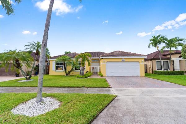 Laguna Ponds, 14252 SW 163rd St, Richmond West, Florida 33177, image 3