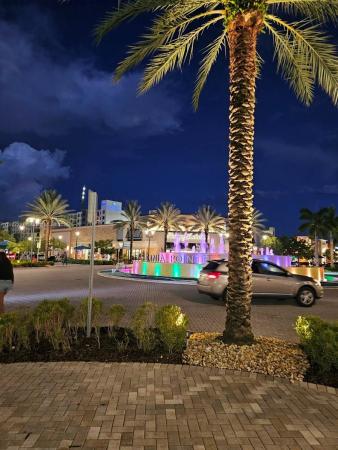 Sun Gardens, 224 NW 13th Ct, Dania Beach, Florida 33004, image 1