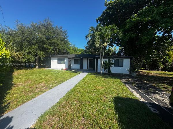 930 NE 163rd St, Miami, Florida 33162, image 1