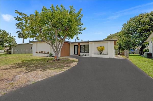 Sunrise Golf Village, 2180 NW 74th Ave, Sunrise, Florida 33313, image 3