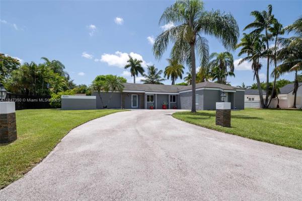 15250 SW 154th Ave, Unincorporated Dade County, Florida 33187, image 1