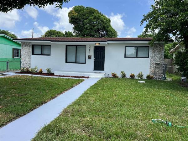 Radio Heights, 2251 NW 171st Ter, Miami Gardens, Florida 33056, image 1