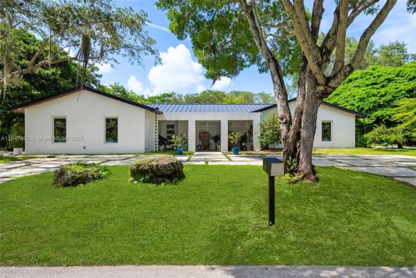 7705 SW 171st Ter, Palmetto Bay, Florida 33157, image 1