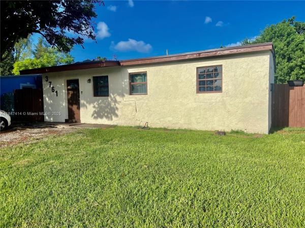 Lake Forest, 3761 SW 45th Ter #3761, West Park, Florida 33023, image 1