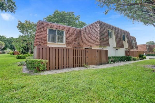 Woodvale, 8900 SW 20th Pl #A-25, Davie, Florida 33324, image 3