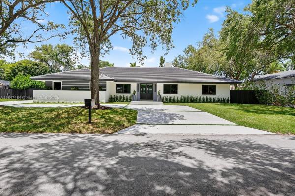 Cape Cutler Estates, 7865 SW 183rd Ter, Palmetto Bay, Florida 33157, image 1