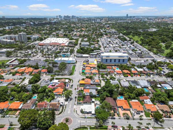 Coral Nook, 600 SW 31st Ave, Miami, Florida 33135, image 2