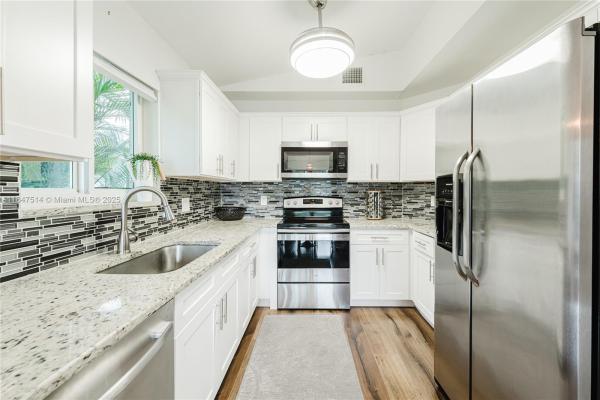 Boca Park, 6061 Old Court Rd #208, Boca Raton, Florida 33433, image 3