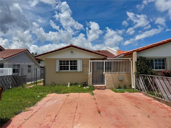 Twin Rose, 1377 W 38th St #1377, Hialeah, Florida 33012, image 1
