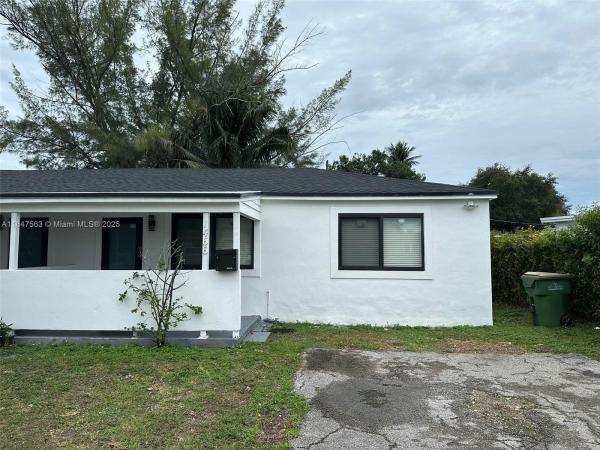 Green Oaks, 1466 NE 135th St #1, North Miami, Florida 33161, image 1