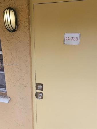 Courts At Oakland Park, 95 NE 41st St #O226, Oakland Park, Florida 33334, image 1