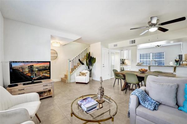 Virginia Beach Resort, 345 Virginia St, Hollywood, Florida 33019, image 1