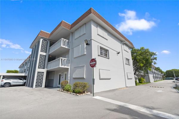 Deerfield Beach Gardens, 1040 SE 4th Ave #135, Deerfield Beach, Florida 33441, image 1