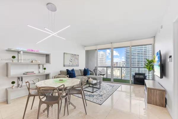 Icon Brickell Tower 3, 485 Brickell Ave 3503, Miami, Florida 33131, image 1