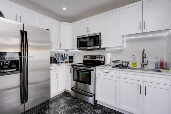 Washington Park, 2784 NW 9th St, Fort Lauderdale, Florida 33311, image 1