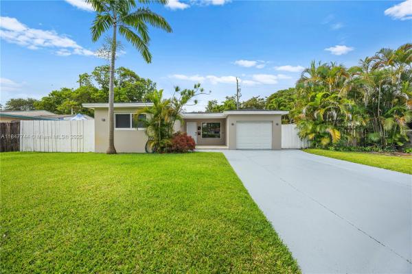 Orangebrook Golf Estates, 3246 Pierce St, Hollywood, Florida 33021, image 1