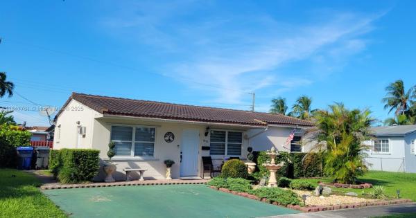 Boulevard Heights, 7411 Pierce St, Hollywood, Florida 33024, image 1