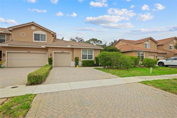 Colony Lake Townhomes, 4365 Colony View Dr, Lake Worth Beach, Florida 33463, image 1