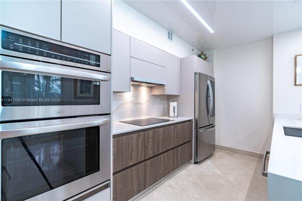 King David Of Sunny Isles, 17555 Atlantic Blvd #508, Sunny Isles Beach, Florida 33160, image 1