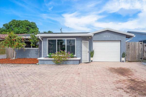 North Pompano Beach, 3751 NE 16th Ave, Pompano Beach, Florida 33064, image 1