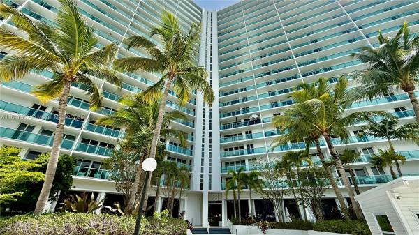 Arlen House East, 100 Bayview Dr 429, Sunny Isles Beach, Florida 33160, image 1