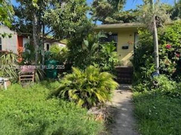 The Pines, 3016 SW 26th St, Miami, Florida 33133, image 1