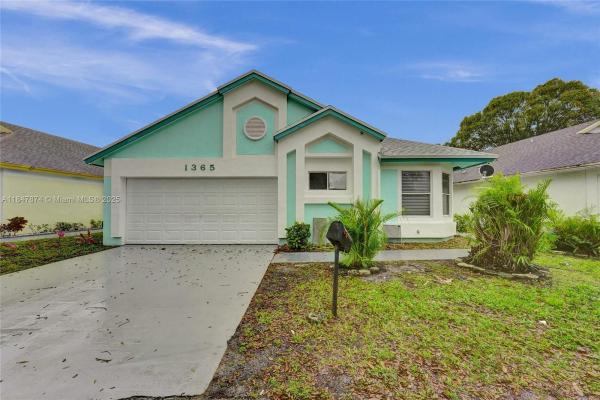 Hunter Glen, 1365 W Glen Oak Rd, North Lauderdale, Florida 33068, image 1