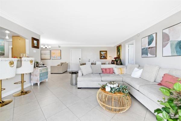 Embassy Tower, 2715 N Ocean Blvd #3A, Fort Lauderdale, Florida 33308, image 1