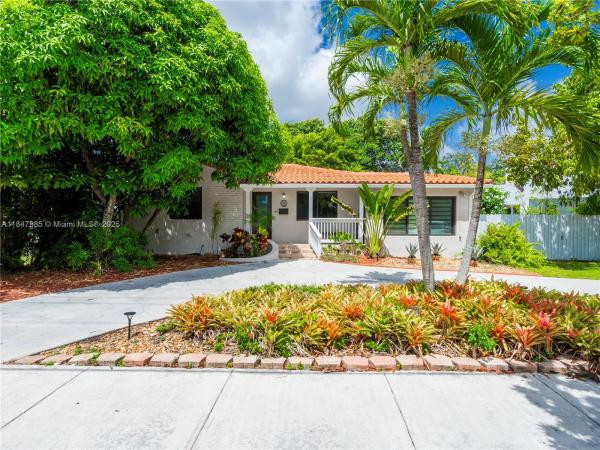 32 Hammond Dr, Miami, Florida 33166, image 1