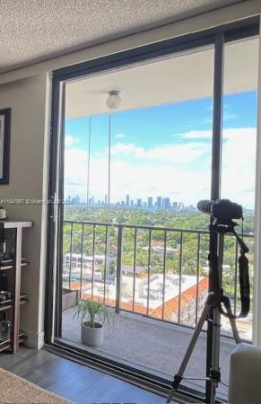 Oceanfront Plaza, 2625 Collins Ave #1508, Miami Beach, Florida 33140, image 1