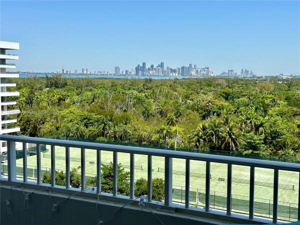 Commodore Club South, 199 Ocean Ln Dr #1114, Key Biscayne, Florida 33149, image 1