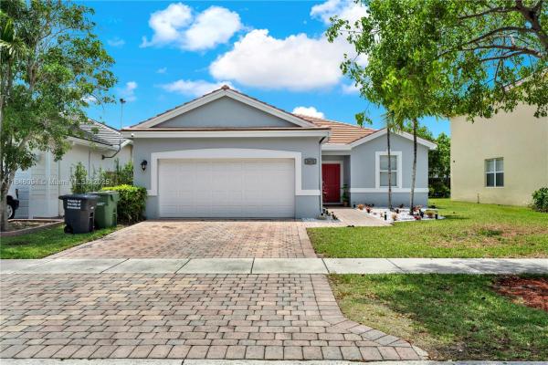 3472 NE 2nd St, Homestead, Florida 33033, image 1