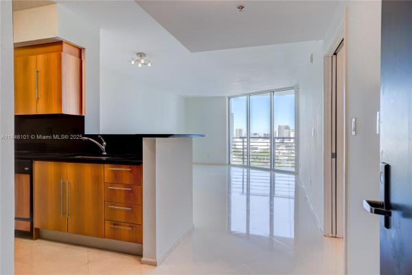 One Miami West, 325 S Biscayne Blvd #2418, Miami, Florida 33131, image 1