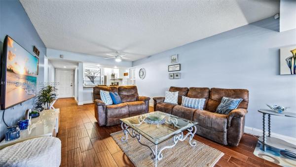 Whitehall Of Pine Island Ridge, 1518 N Whitehall Dr #102, Davie, Florida 33324, image 2