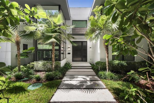 3648 Loquat Ave, Miami, Florida 33133, image 1