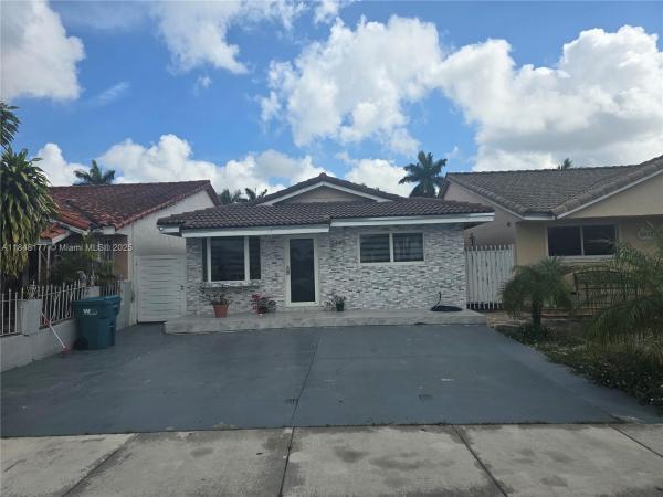 11465 NW 88th Ct, Hialeah, Florida 33018, image 1