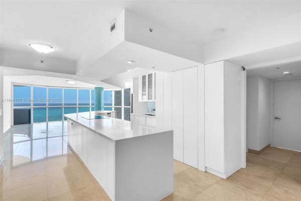 La Gorce Palace, 6301 Collins Ave #1903, Miami Beach, Florida 33141, image 3