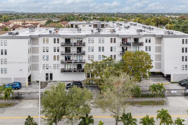 Lancaster, 6950 W 6th Ave #415, Hialeah, Florida 33014, image 1