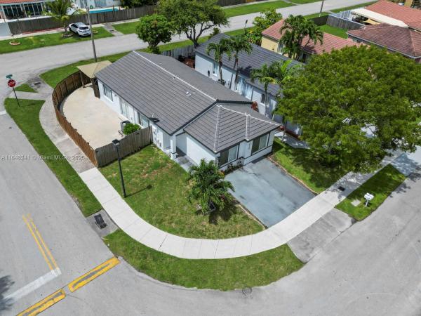 14310 SW 175th Ter, Miami, Florida 33177, image 1
