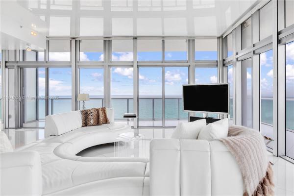 The Caribbean, 3737 Collins Ave #PH-1, Miami Beach, Florida 33140, image 1