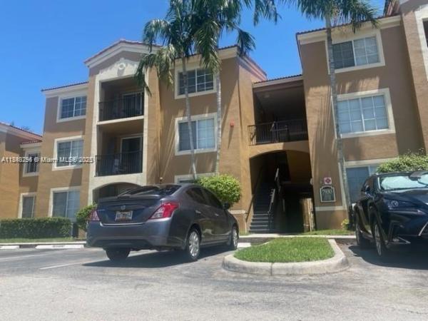 St Andrews At Nob Hill, 7930 N Nob Hl #304, Tamarac, Florida 33321, image 1