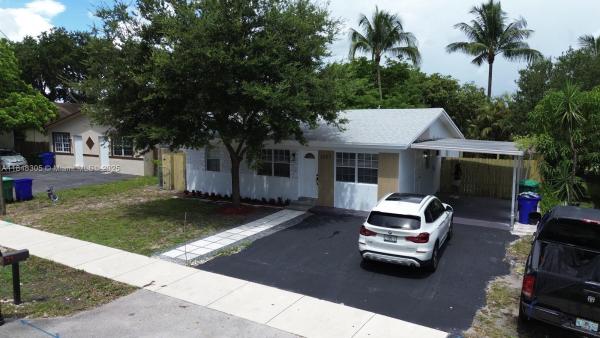 Rock Hill, 1657 SW 44th Ave #1, Fort Lauderdale, Florida 33317, image 1