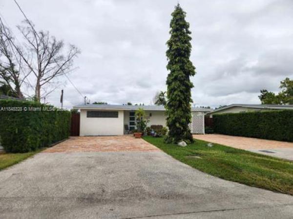 6525 SW 32nd St, Miami, Florida 33155, image 1