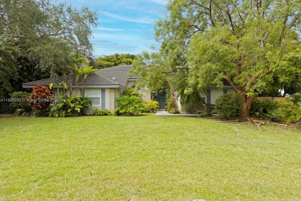 Cutler Country Groves, 7962 SW 185th St, Cutler Bay, Florida 33157, image 1